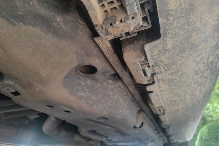 Used Mercedes-Benz GL-Class  Chassis Front Left
