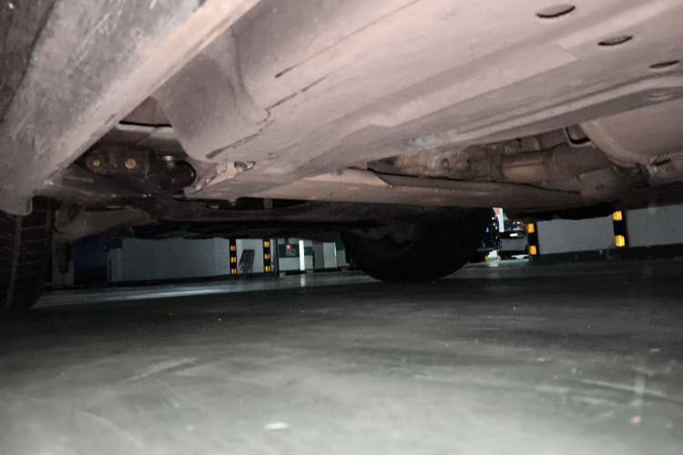 Used Mercedes-Benz GL-Class  Chassis Front Left