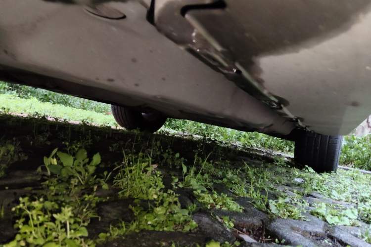 Used Mercedes-Benz GL-Class  Chassis Front Left