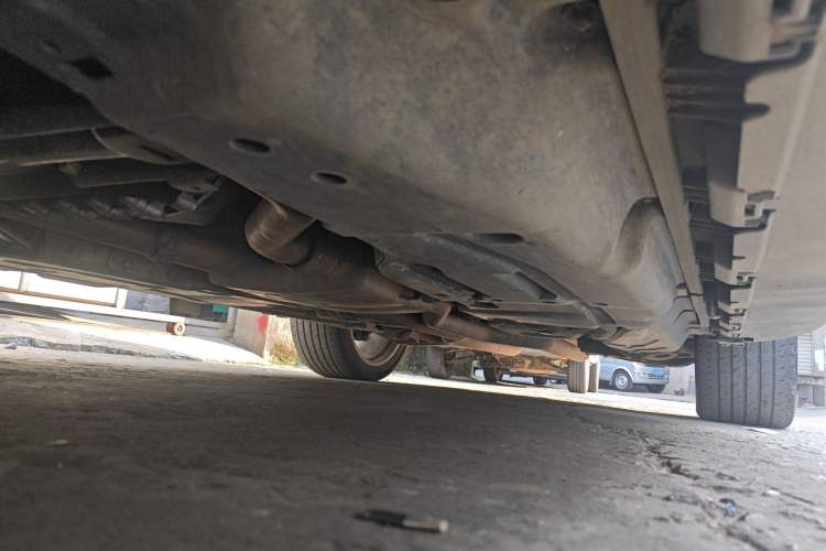 Used Mercedes-Benz GL-Class 2013 GL 500 4MATIC Chassis Front Left