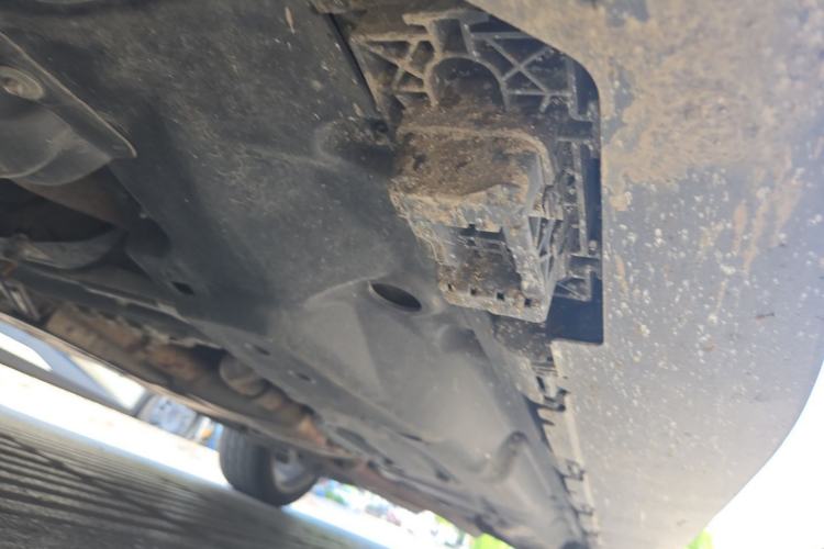 Used Mercedes-Benz GL-Class 2013 GL 500 4MATIC Chassis Front Left