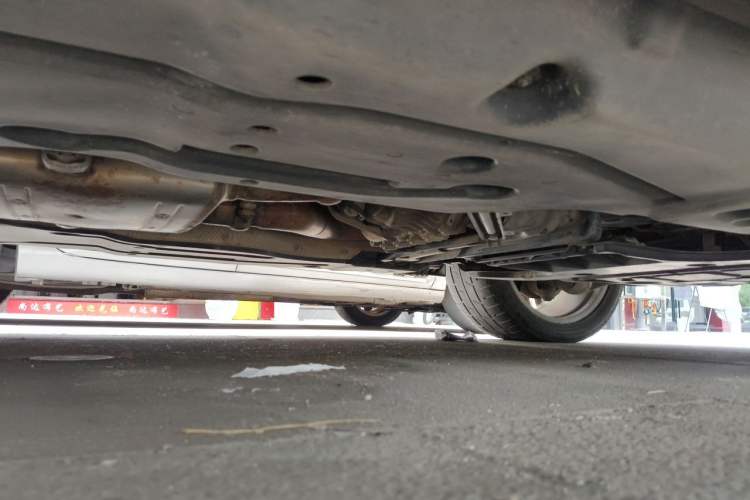 Used Mercedes-Benz GL-Class 2013 GL 500 4MATIC Chassis Front Right