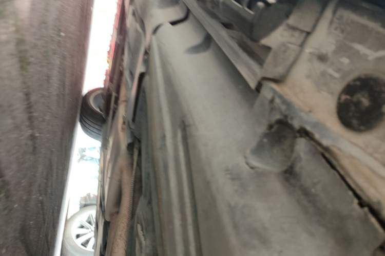 Used Mercedes-Benz GL-Class 2013 GL 500 4MATIC Chassis Rear Left