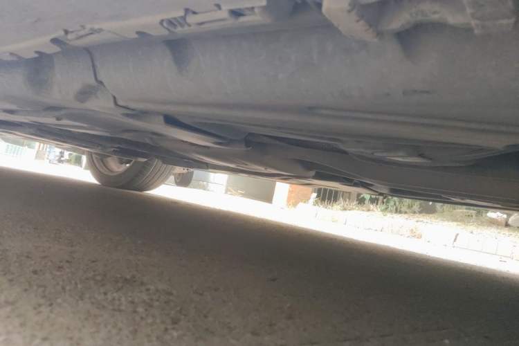 Used Mercedes-Benz GL-Class 2013 GL 500 4MATIC Chassis Rear Left
