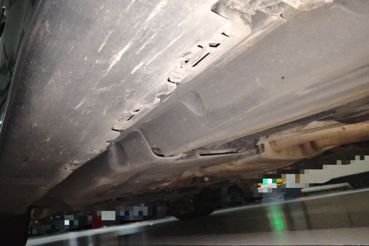 Used Mercedes-Benz GL-Class 2013 GL 500 4MATIC Chassis Rear Left