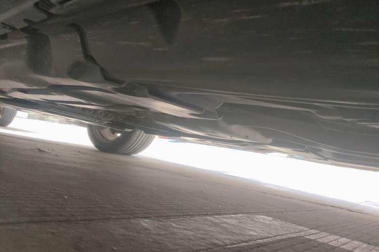 Used Mercedes-Benz GL-Class 2013 GL 500 4MATIC Chassis Rear Left