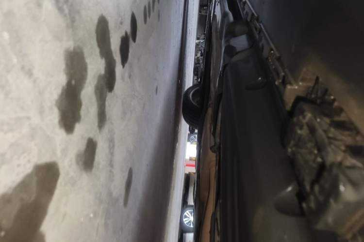Used Mercedes-Benz GL-Class 2013 GL 500 4MATIC Chassis Rear Left