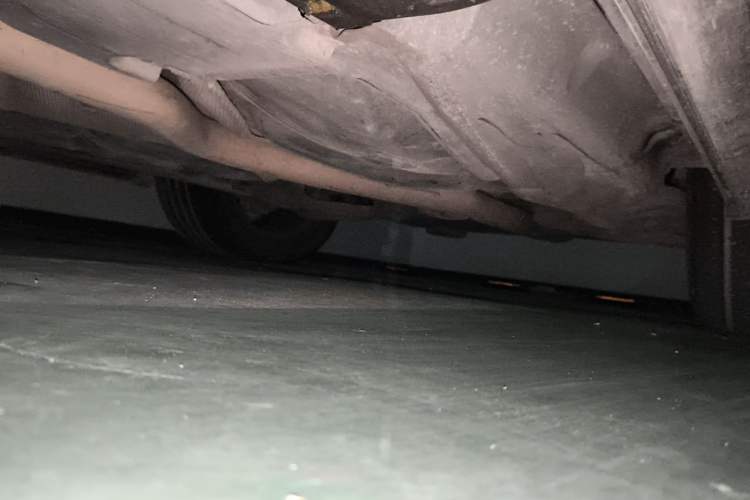 Used Mercedes-Benz GL-Class  Chassis Rear Left