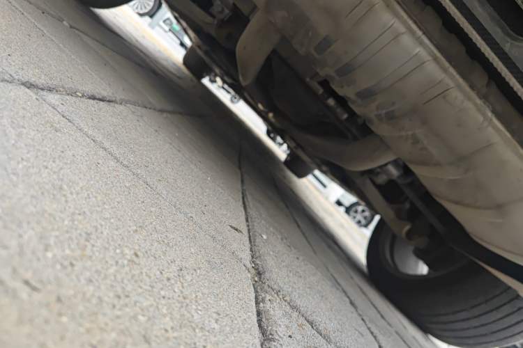Used Mercedes-Benz GL-Class 2013 GL 500 4MATIC Chassis Rear Left
