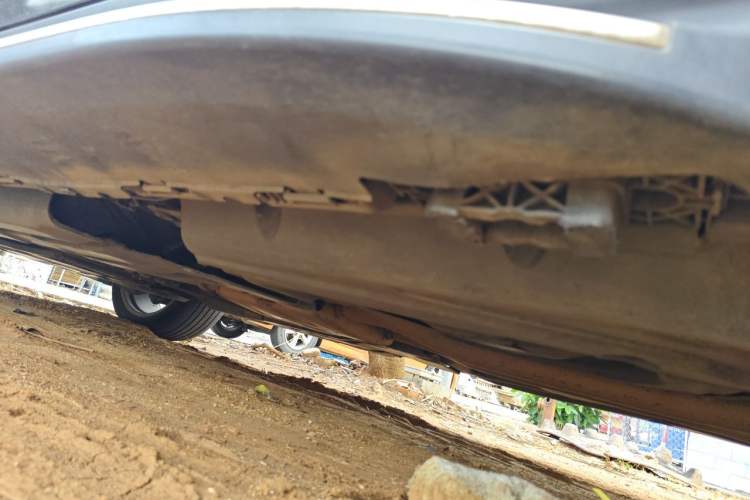 Used Mercedes-Benz GL-Class 2013 GL 500 4MATIC Chassis Rear Left