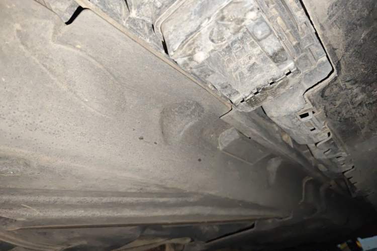Used Mercedes-Benz GL-Class 2013 GL 500 4MATIC Chassis Rear Right