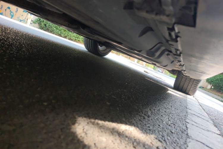 Used Mercedes-Benz GL-Class 2013 GL 500 4MATIC Chassis Rear Right