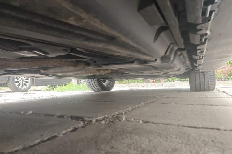 Used Mercedes-Benz GL-Class 2013 GL 500 4MATIC Chassis Rear Right