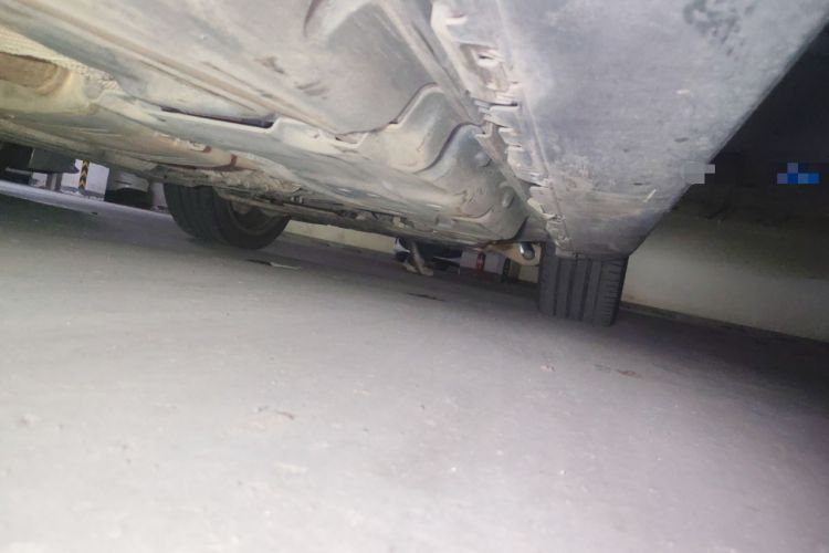 Used Mercedes-Benz GL-Class 2013 GL 500 4MATIC Chassis Rear Right
