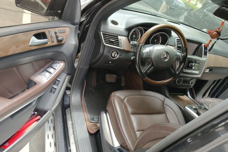 Used Mercedes-Benz GL-Class 2013 GL 500 4MATIC Driver Seat