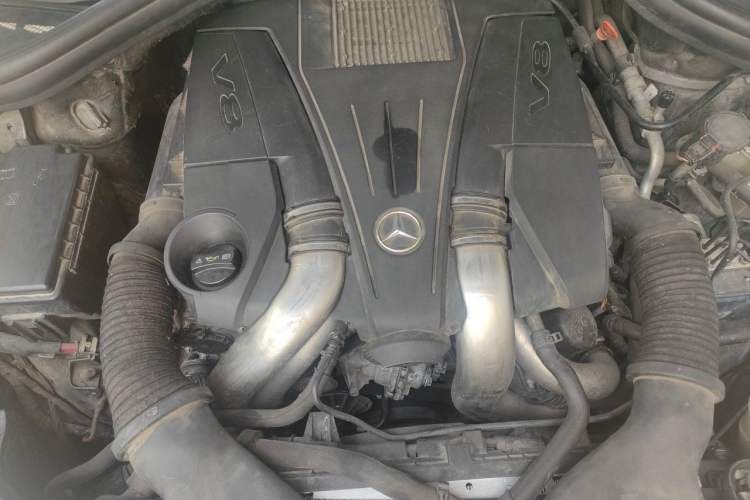 Used Mercedes-Benz GL-Class  Engine Bay