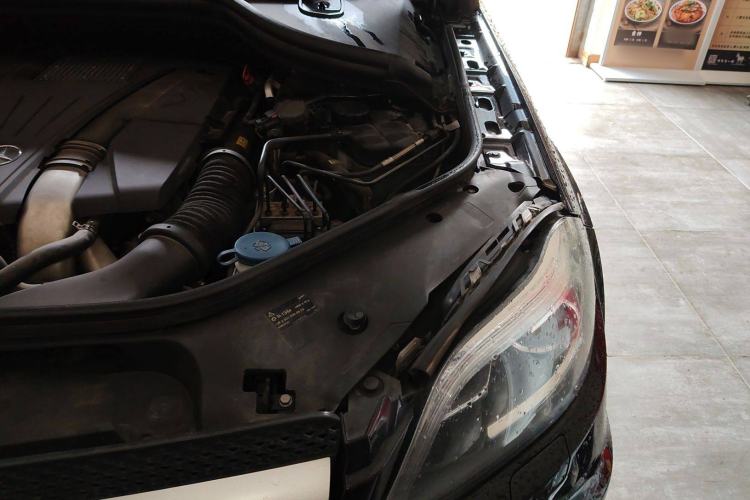Used Mercedes-Benz GL-Class 2013 GL 500 4MATIC Engine Bay Left