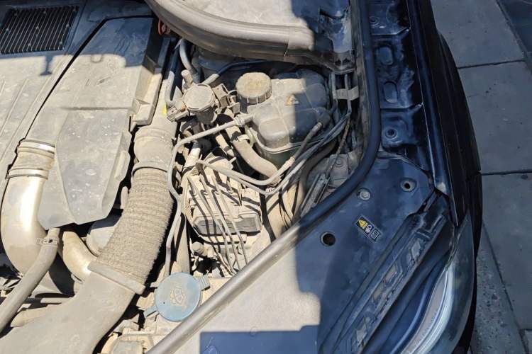 Used Mercedes-Benz GL-Class 2013 GL 500 4MATIC Engine Bay Left