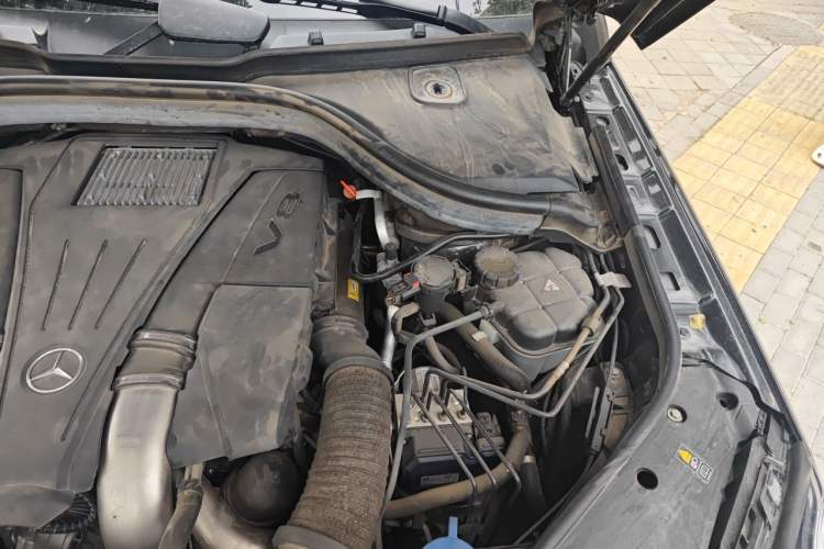 Used Mercedes-Benz GL-Class 2013 GL 500 4MATIC Engine Bay Left