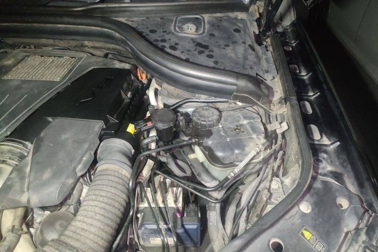 Used Mercedes-Benz GL-Class 2013 GL 500 4MATIC Engine Bay Left