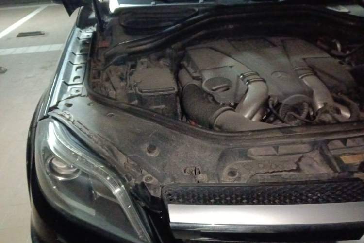 Used Mercedes-Benz GL-Class 2013 GL 500 4MATIC Engine Bay Right