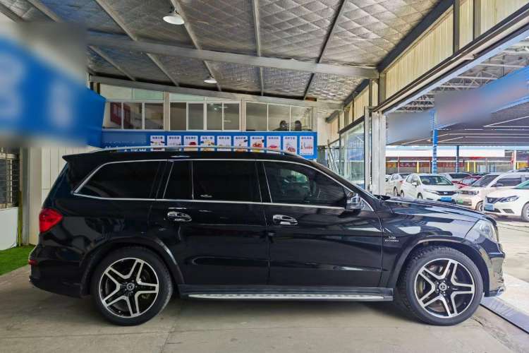 Used Mercedes-Benz GL-Class 2013 GL 500 4MATIC Exterior 2