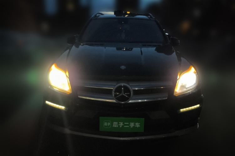 Used Mercedes-Benz GL-Class  Front