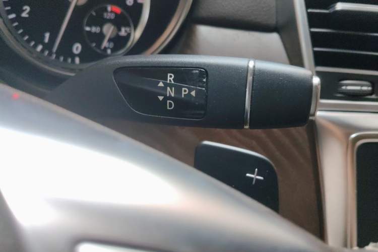 Used Mercedes-Benz GL-Class 2013 GL 500 4MATIC Gear Lever