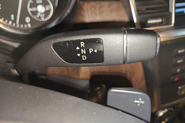 Used Mercedes-Benz GL-Class 2013 GL 500 4MATIC Gear Lever