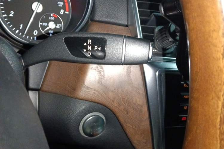 Used Mercedes-Benz GL-Class 2013 GL 500 4MATIC Gear Lever