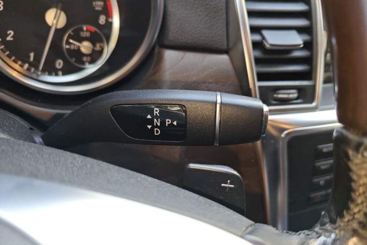 Used Mercedes-Benz GL-Class 2013 GL 500 4MATIC Gear Lever
