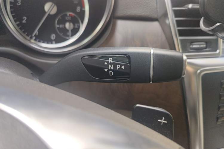 Used Mercedes-Benz GL-Class 2013 GL 500 4MATIC Gear Lever