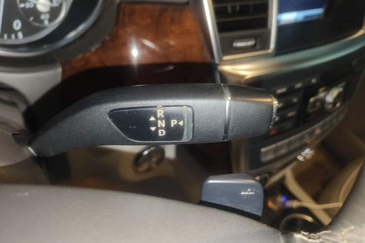 Used Mercedes-Benz GL-Class 2013 GL 500 4MATIC Gear Lever