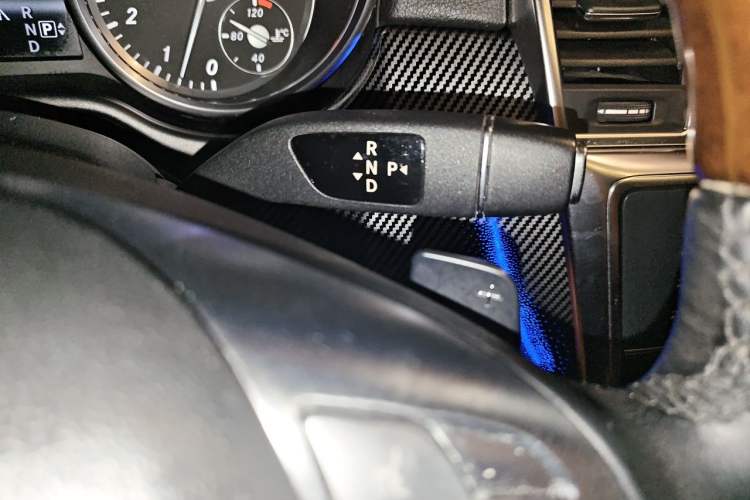 Used Mercedes-Benz GL-Class  Gear Lever