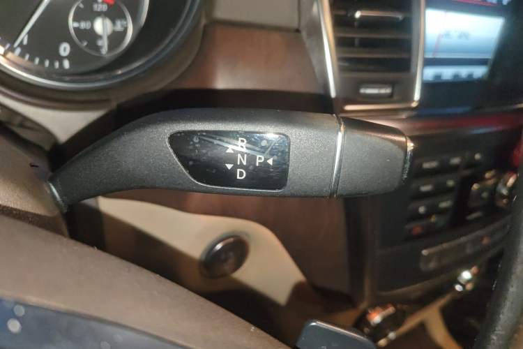 Used Mercedes-Benz GL-Class 2013 GL 500 4MATIC Gear Lever