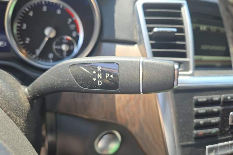 Used Mercedes-Benz GL-Class 2013 GL 500 4MATIC Gear Lever