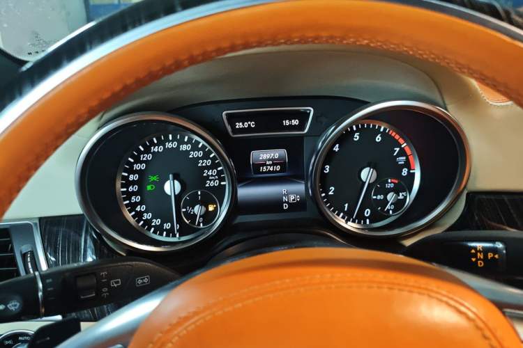 Used Mercedes-Benz GL-Class  Instrument Cluster