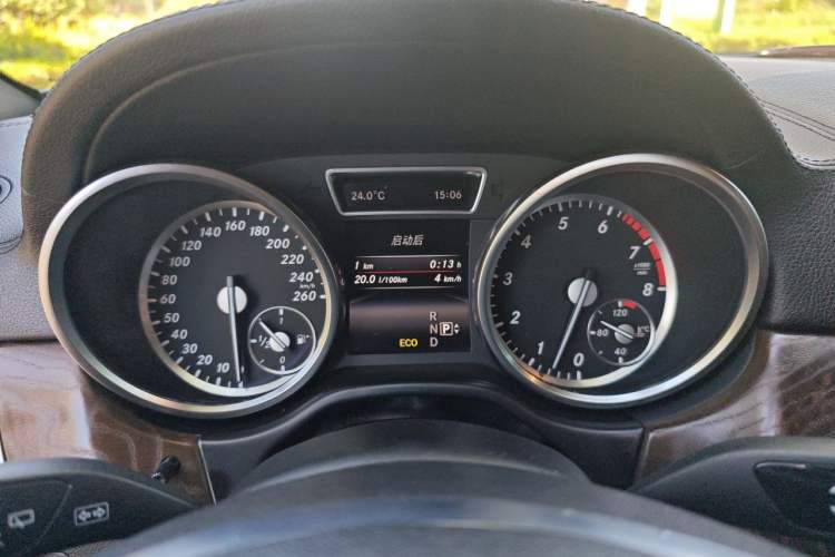 Used Mercedes-Benz GL-Class 2013 GL 500 4MATIC Instrument Cluster