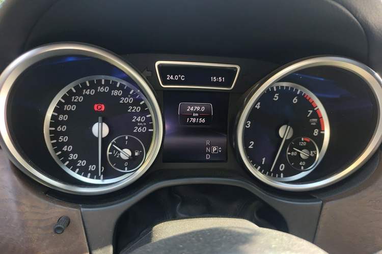 Used Mercedes-Benz GL-Class 2013 GL 500 4MATIC Instrument Cluster