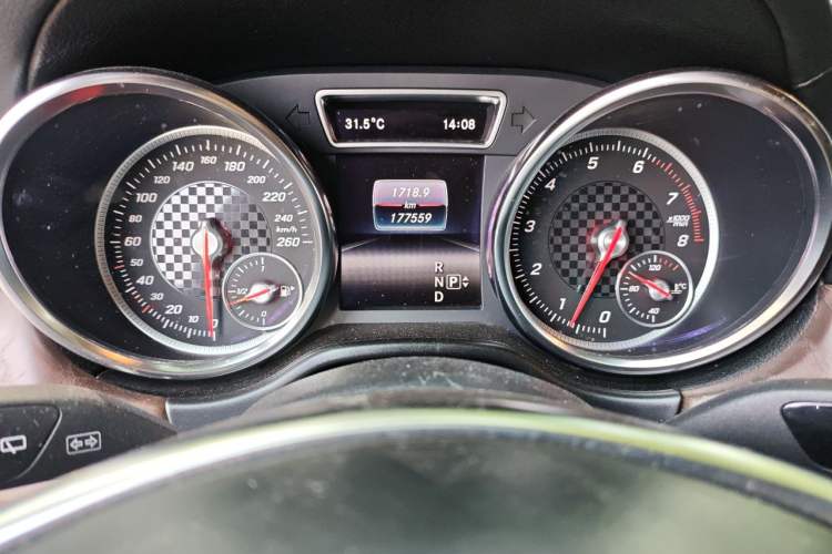 Used Mercedes-Benz GL-Class 2013 GL 500 4MATIC Instrument Cluster
