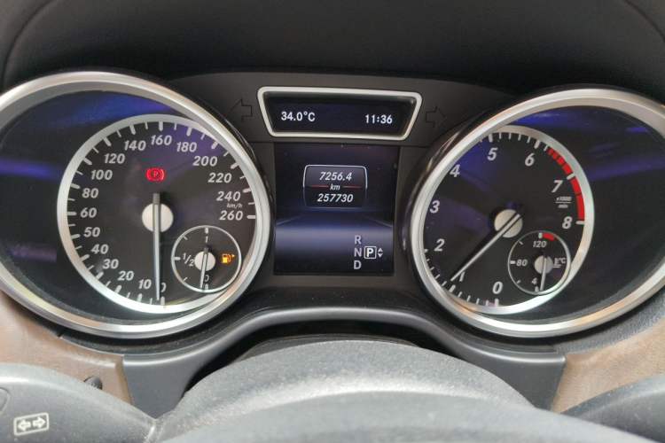 Used Mercedes-Benz GL-Class 2013 GL 500 4MATIC Instrument Cluster