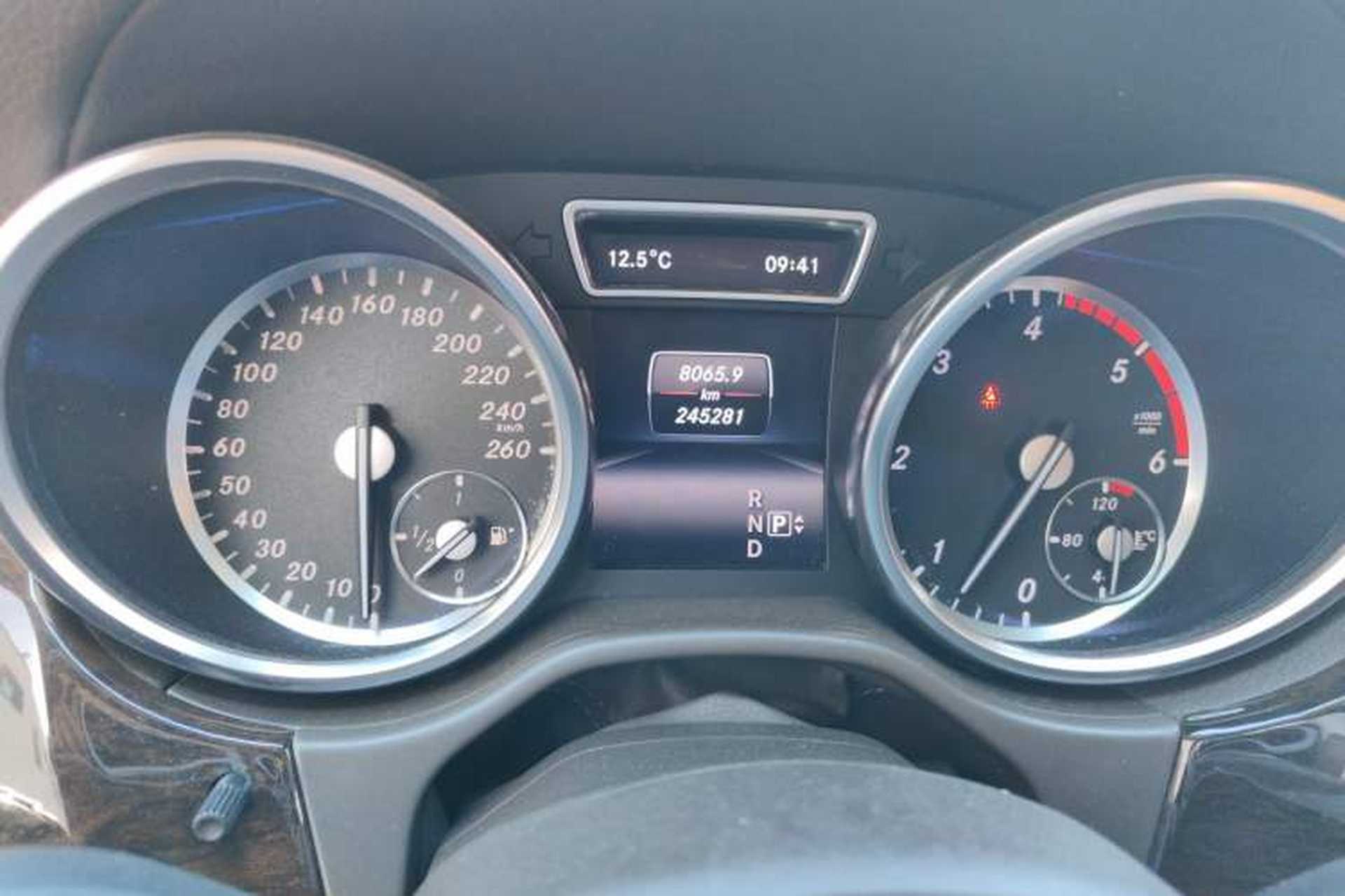 Used Mercedes-Benz GL-Class  Instrument Cluster