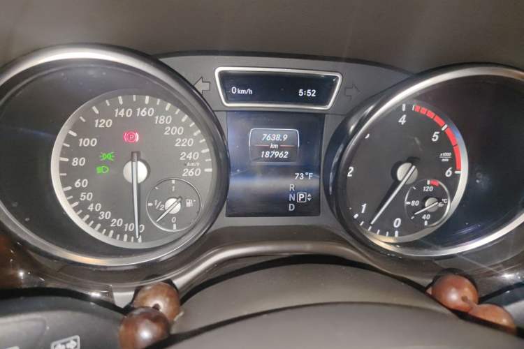 Used Mercedes-Benz GL-Class  Instrument Cluster