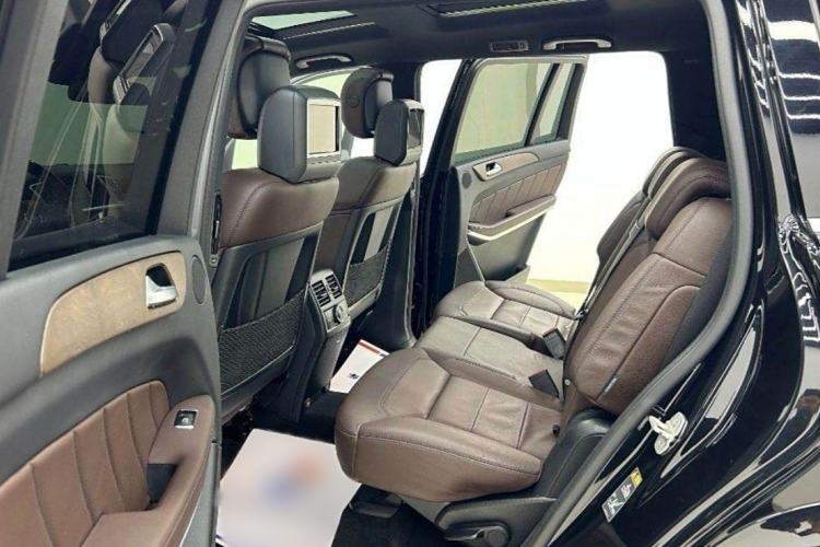 Used Mercedes-Benz GL-Class 2013 GL 500 4MATIC Interior 7
