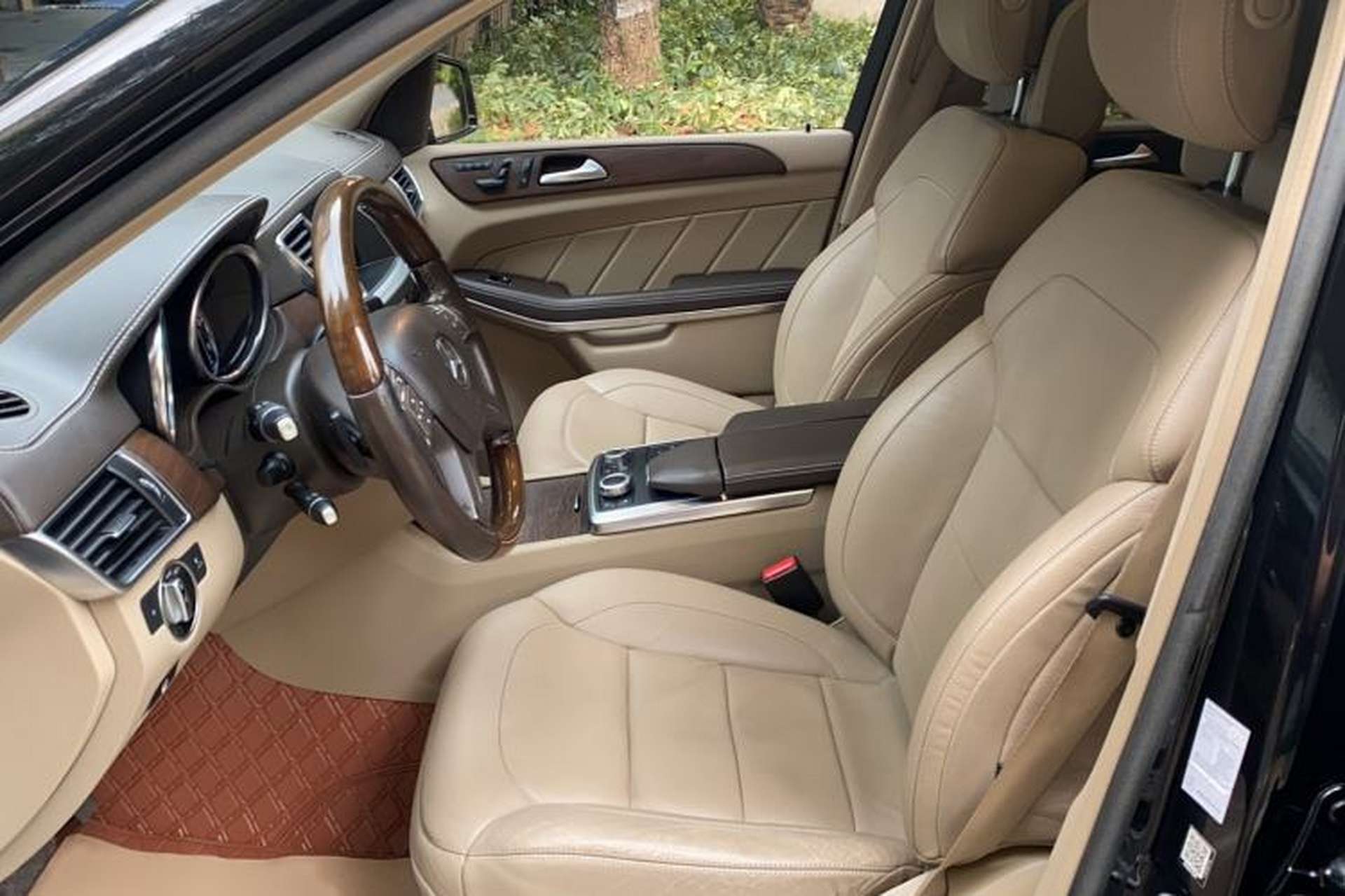 Used Mercedes-Benz GL-Class 2013 GL 500 4MATIC Left Front Seat