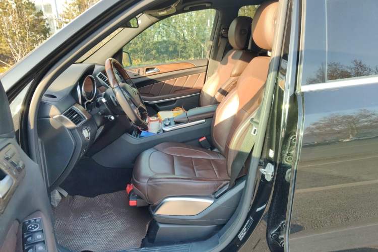Used Mercedes-Benz GL-Class 2013 GL 500 4MATIC Left Front Seat