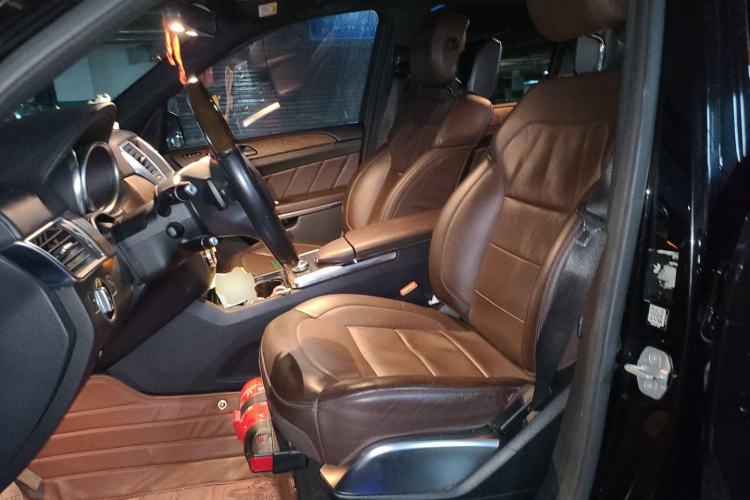 Used Mercedes-Benz GL-Class 2013 GL 500 4MATIC Left Front Seat