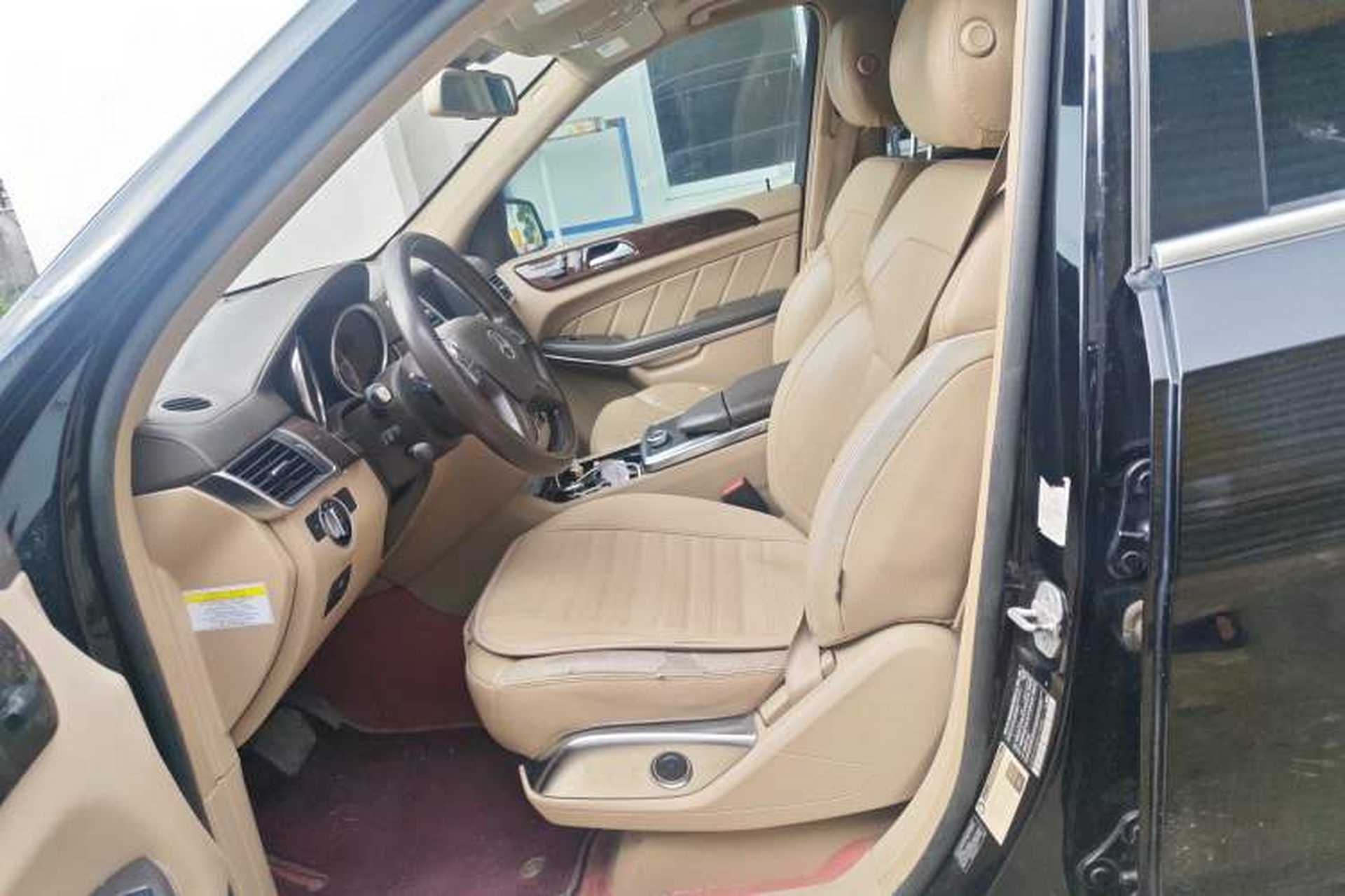 Used Mercedes-Benz GL-Class  Left Front Seat