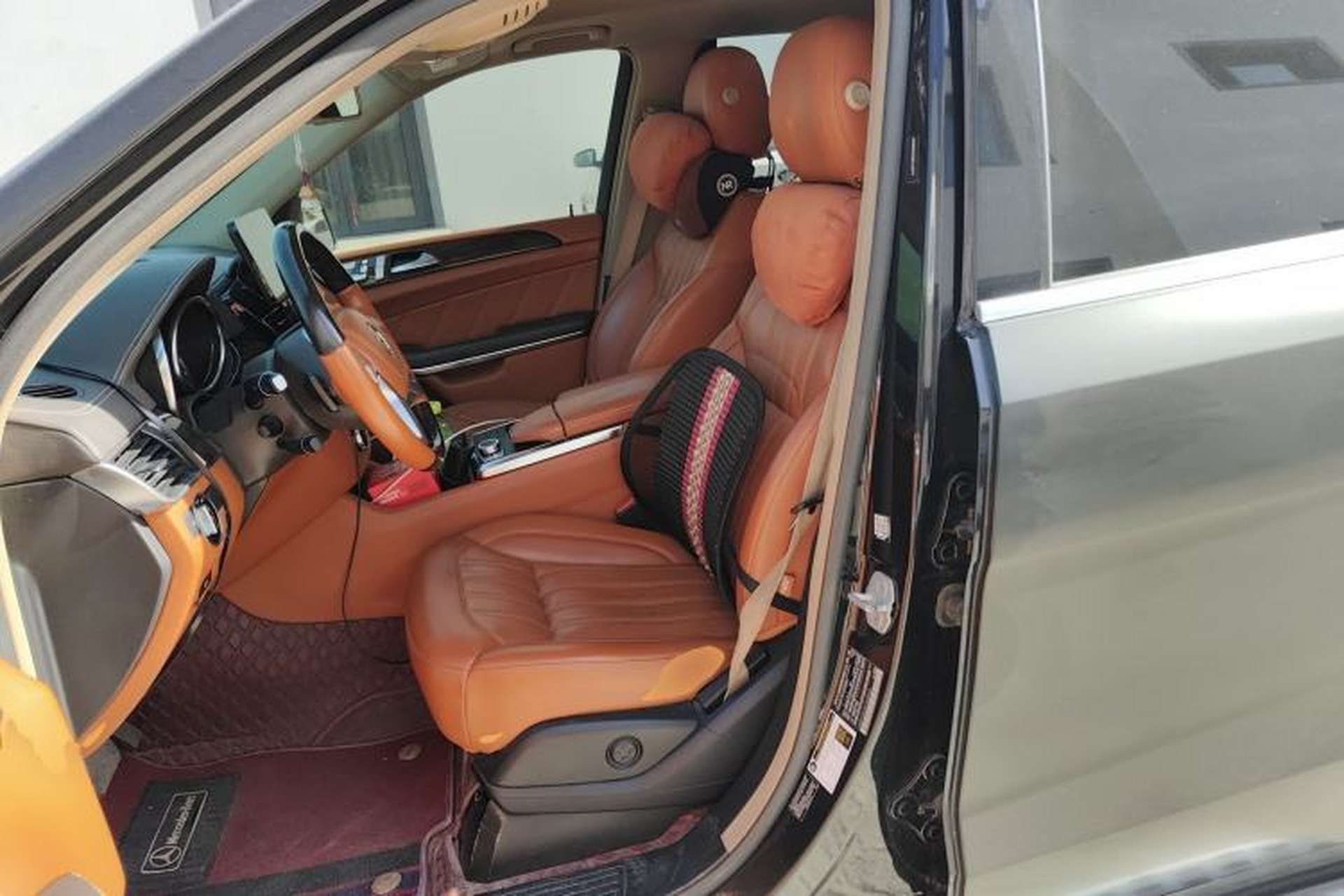 Used Mercedes-Benz GL-Class  Left Front Seat