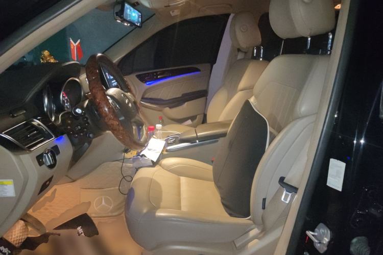 Used Mercedes-Benz GL-Class  Left Front Seat